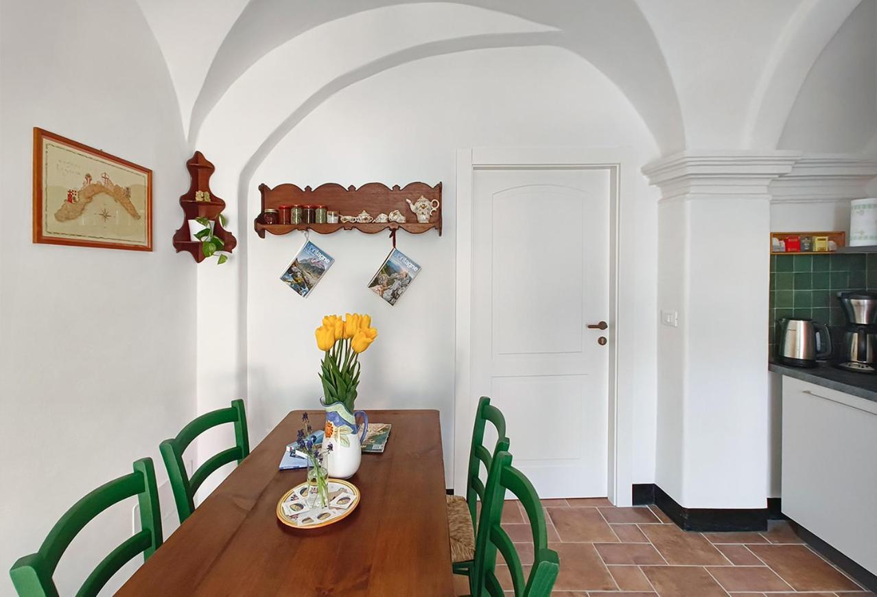 Ca Eucalipto Hotel Finale Ligure Kültér fotó